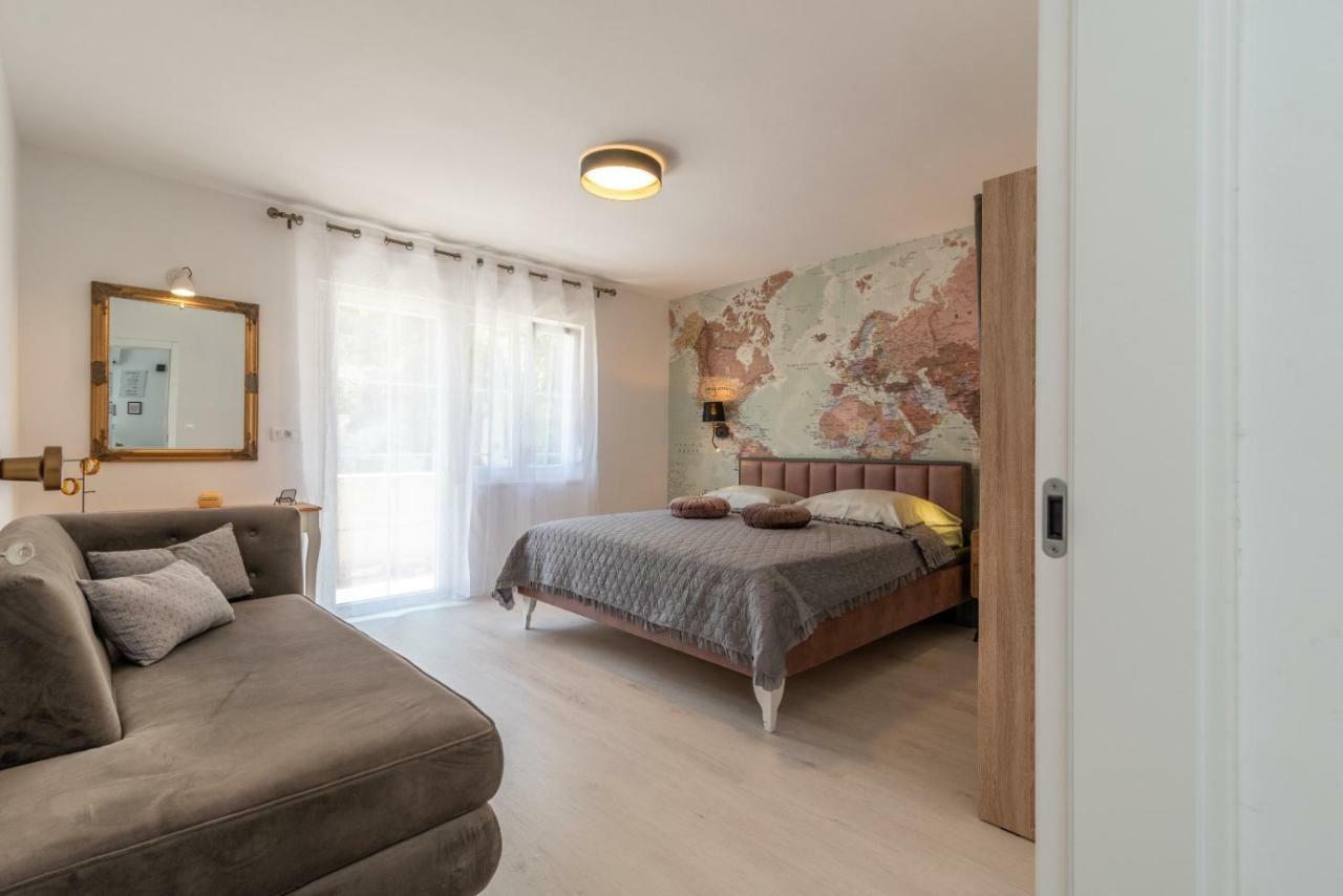 Apartment Aron Trogir Extérieur photo