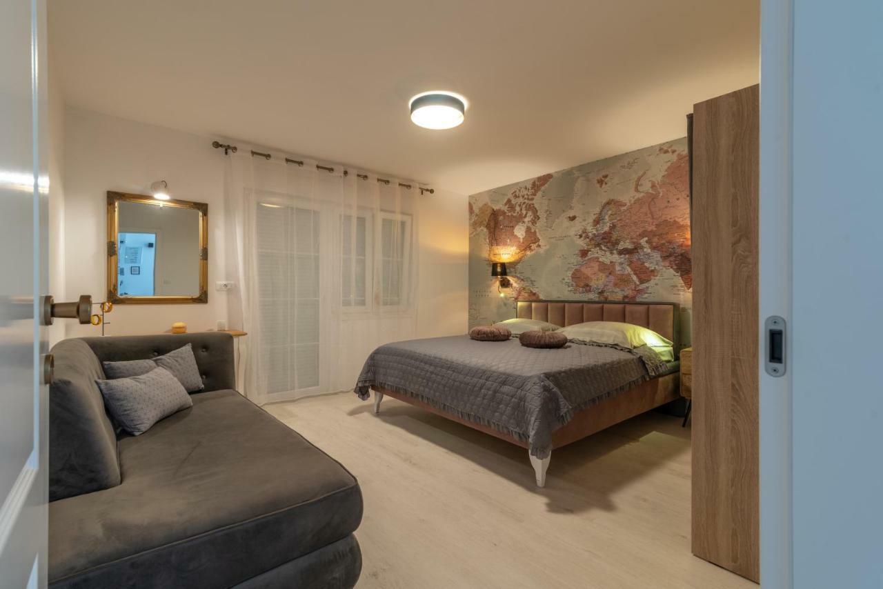 Apartment Aron Trogir Extérieur photo